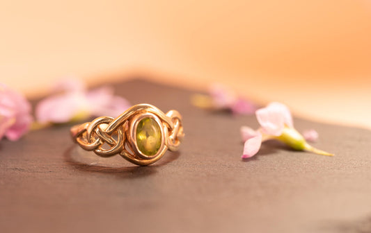 oval peridot real stone in vintage Celtic ring made by Clogau rare Welsh gold - August brithstone - bright and sparkly pale green