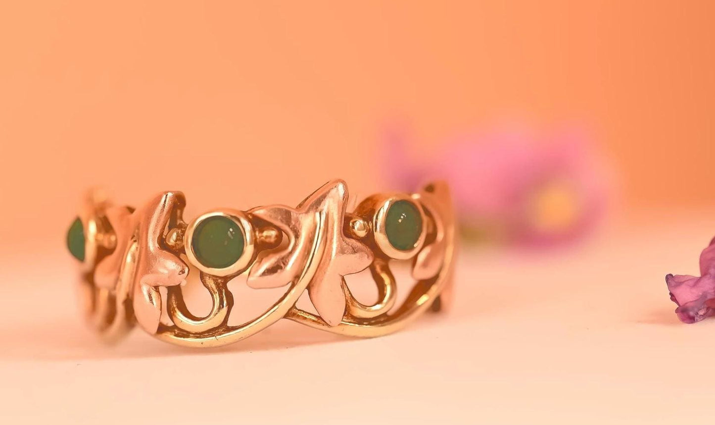 Beautiful- Vintage- Clogau- 9ct Yellow and Rose Gold- Lady-of-Caerphilly- Leaf Emerald- Ring-floral pattern- with small green emeralds - rare - Welsh gold - collectible - limited edition.