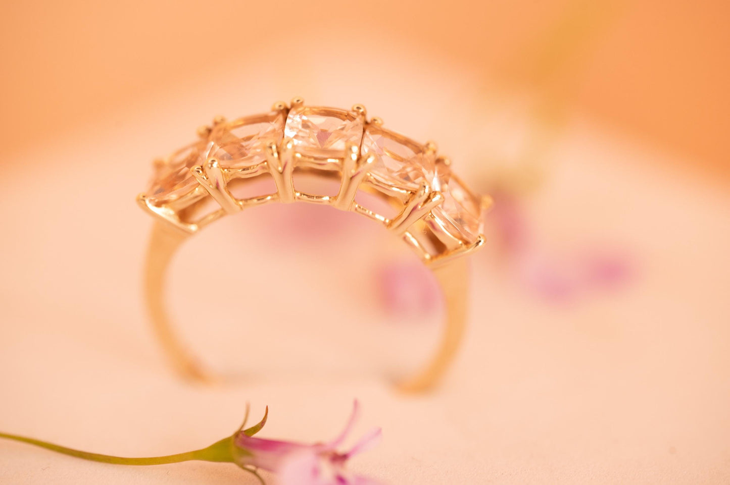 side view of ring morganite