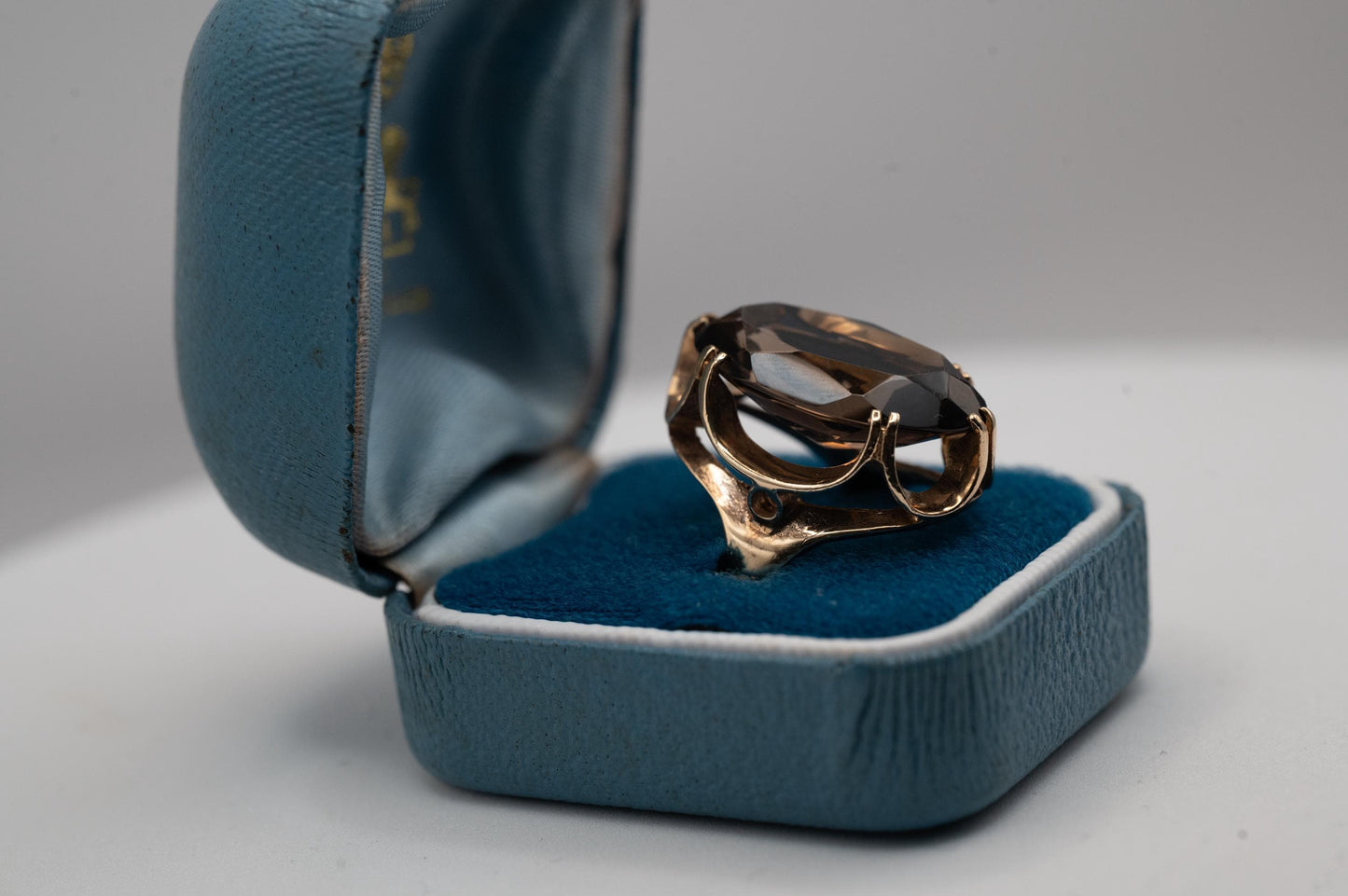 Fantastic English Vintage Hallmarked 9ct Gold 1970s Smokey Quartz Statement Ring
