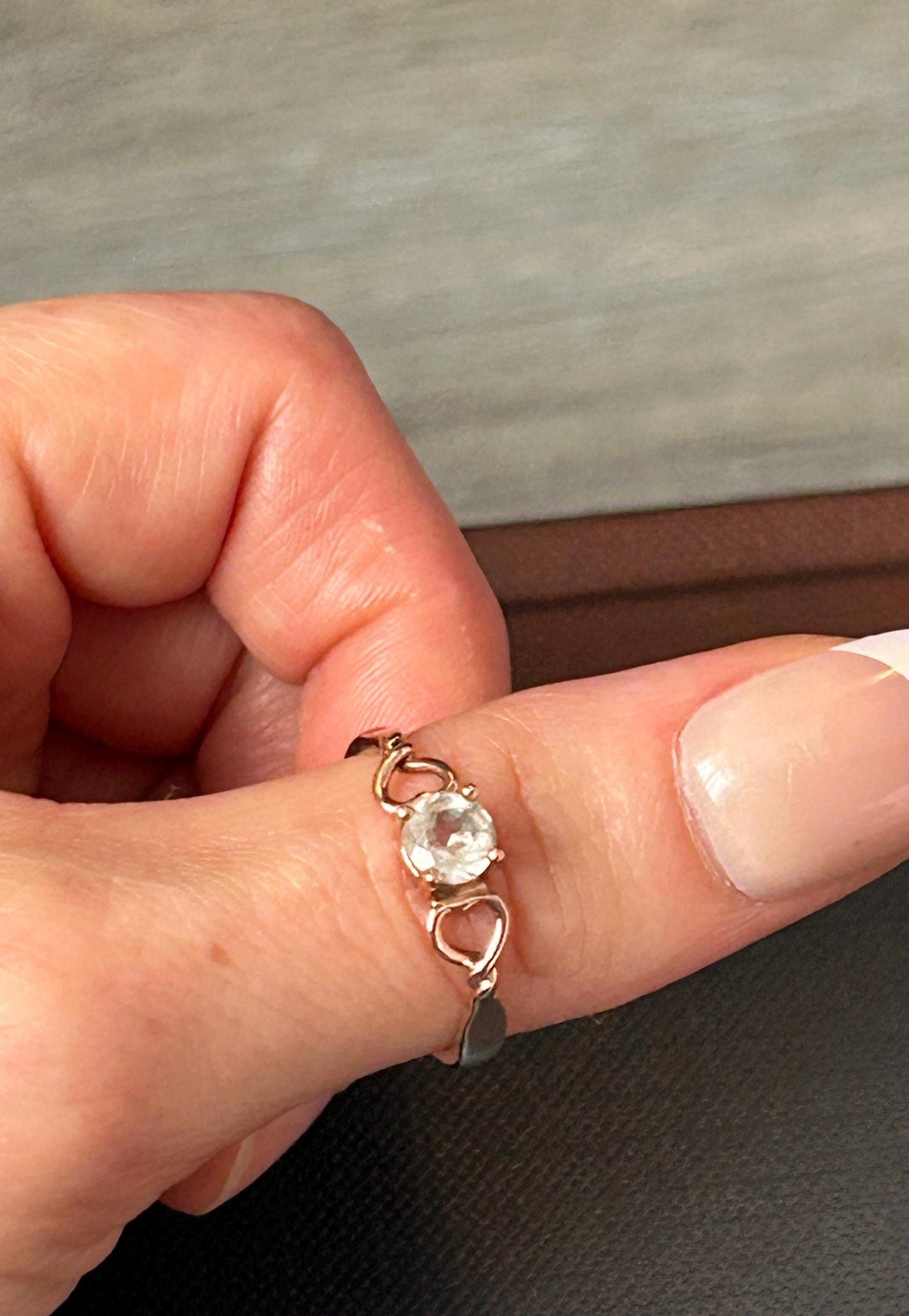 stunning white topaz - dainty design pretty love spoon shoulder finish with rose gold