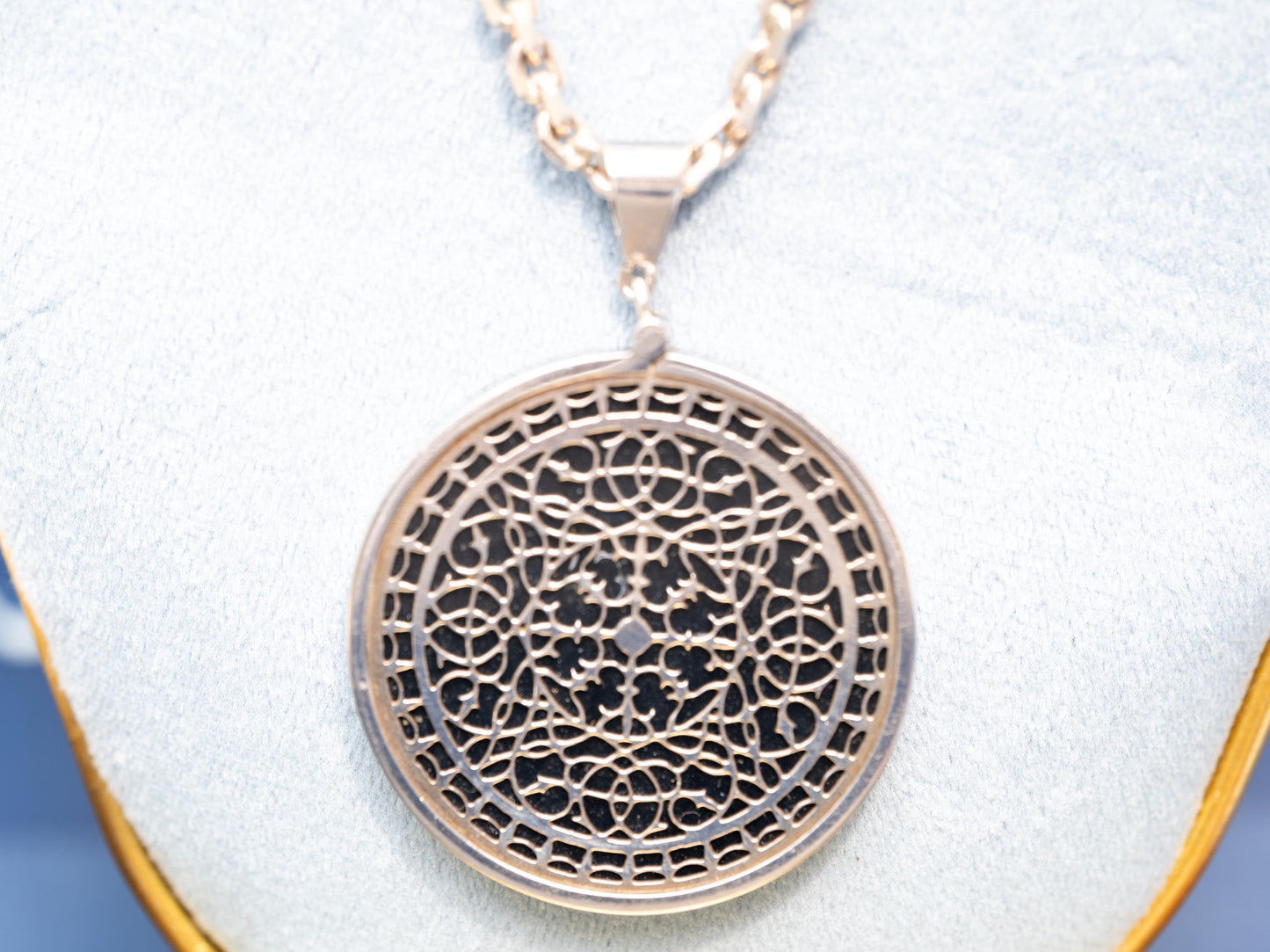 Vintage Silver Medallion Necklace, Chunky Filigree Silver Onyx Retro Necklace, 24" Chunky Chain, 80s London Made Silver Jewelry, Rare Find.
