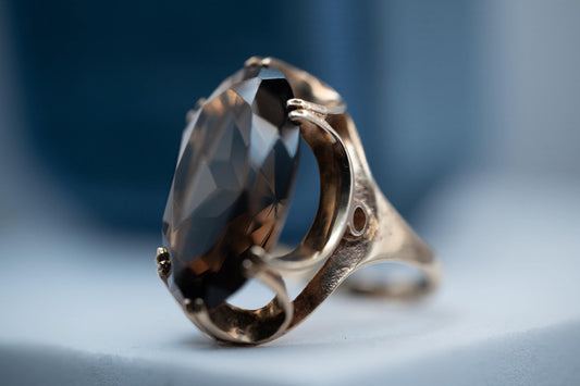 Fantastic English Vintage Hallmarked 9ct Gold 1970s Smokey Quartz Statement Ring