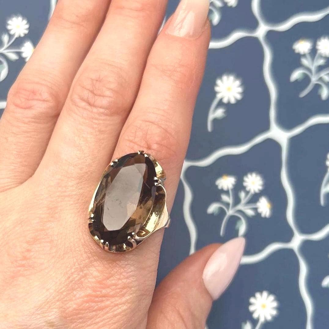 Fantastic English Vintage Hallmarked 9ct Gold 1970s Smokey Quartz Statement Ring