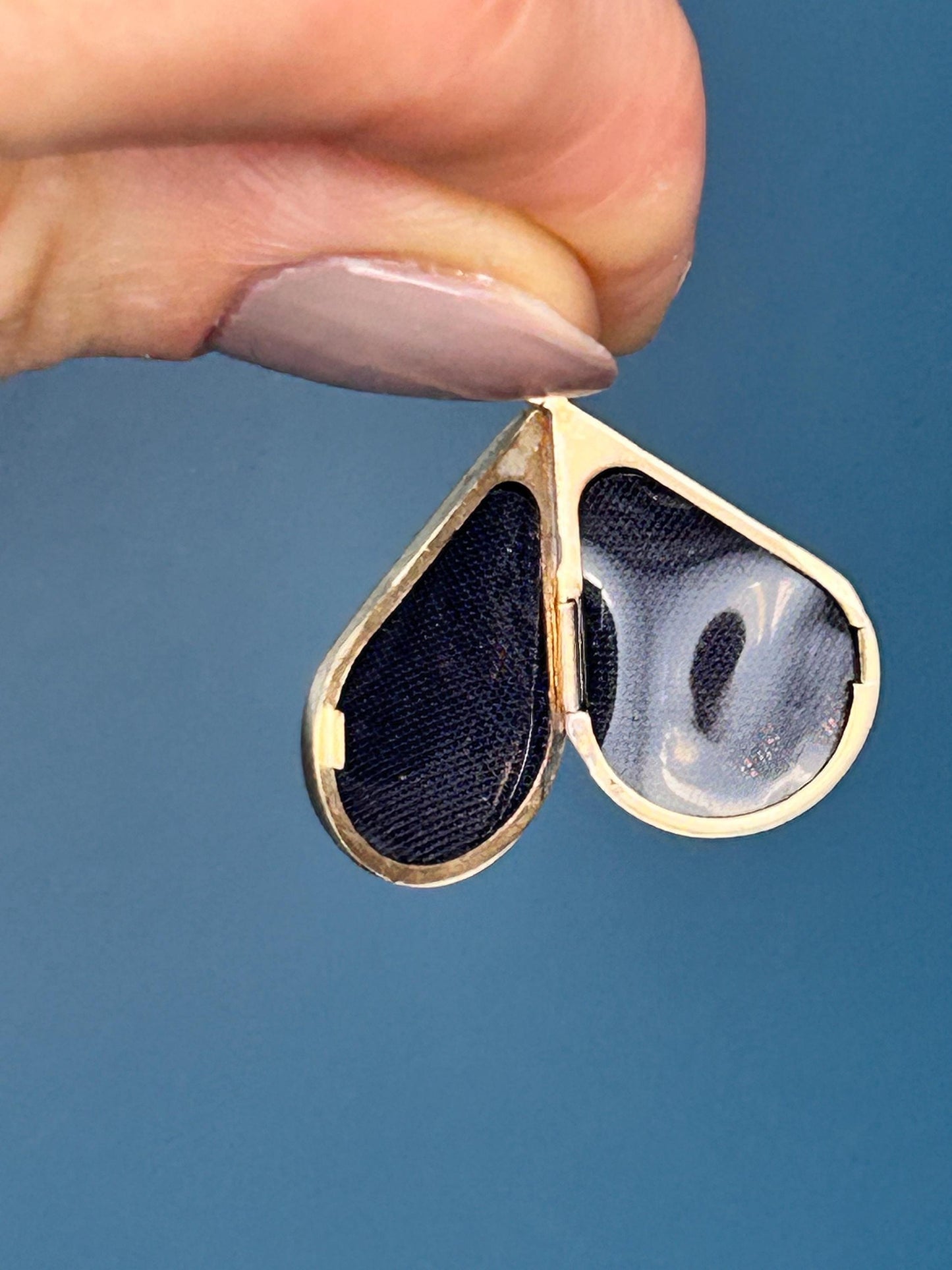 Vintage 90's Tear Drop Photo Locket Pendant, 9ct yellow and white gold - Birmingham Assayed, Dainty Photo Jewellery, Sentimental Gift