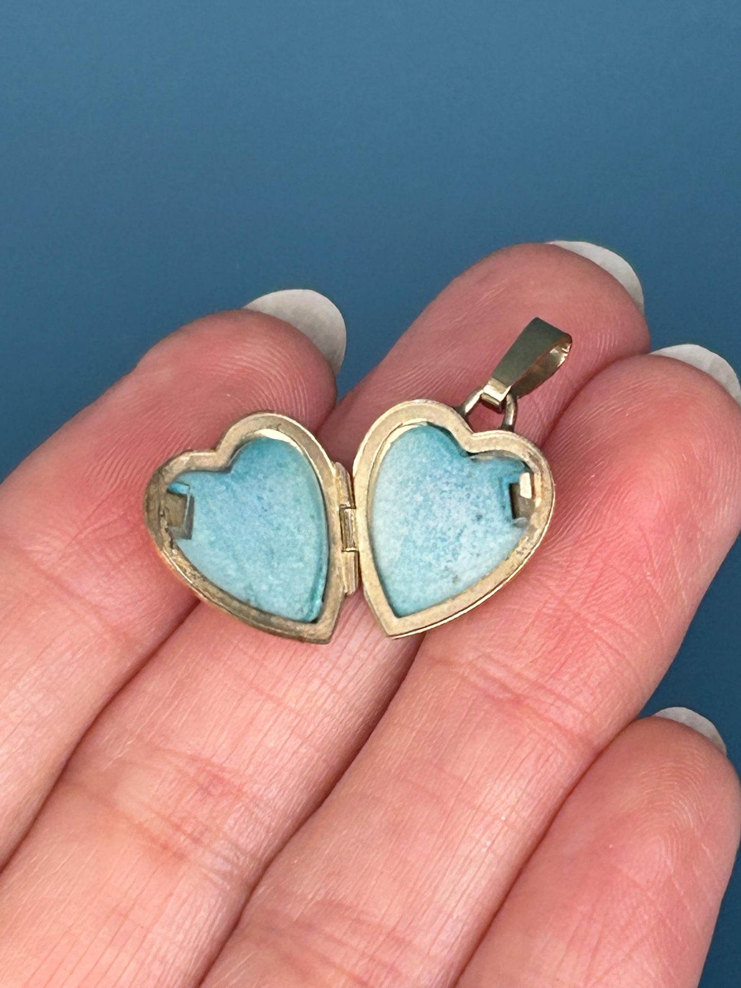 Vintage 9ct Yellow Gold Heart Locket with Diamond, Dainty Gold Photo Pendant, Real Diamond Keepsake Memory Jewelry, Unusual Heart Pendant