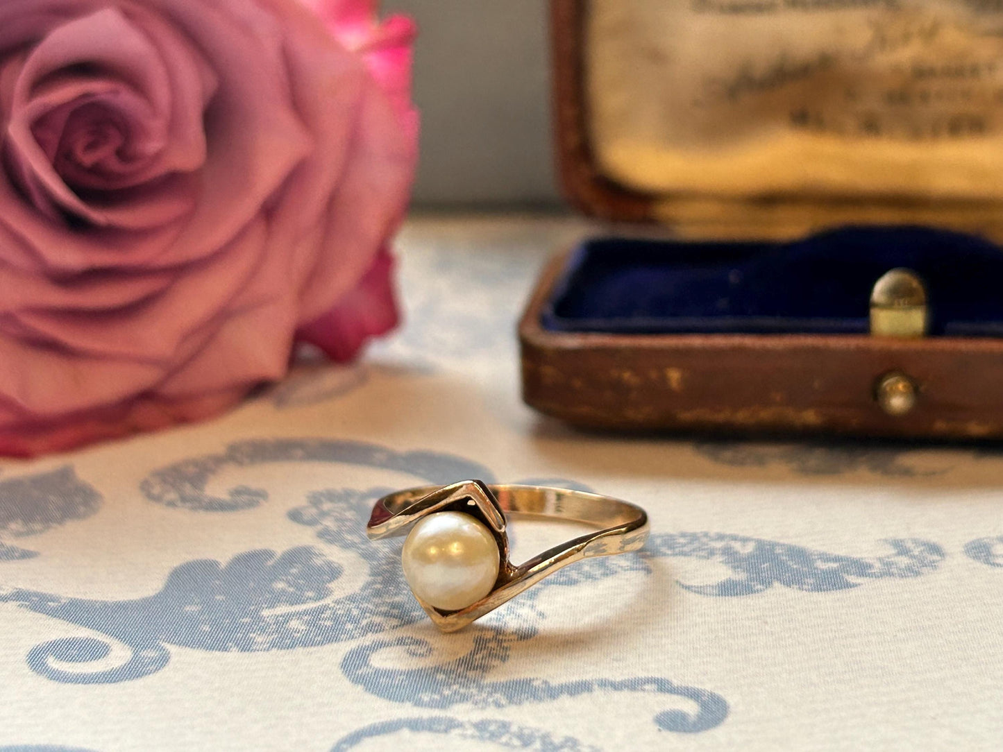 Stunning Vintage Mid-Century Natural Pearl 9ct Yellow Gold Ring size 9, English Gold Jewelry, Real Champagne Pearl Ring 9k Gold Bridal