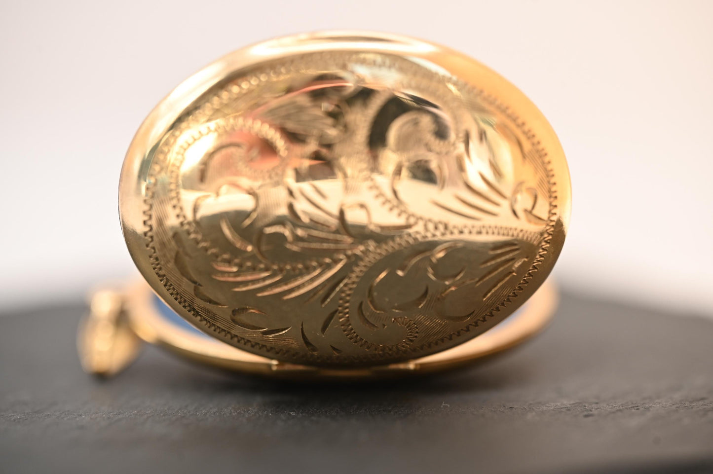 Vintage 9ct Gold Large Oval Locket Pendant, Floral Engraved Locket Pendant, Fully Hallmarked British Vintage with Floral Etched Detail