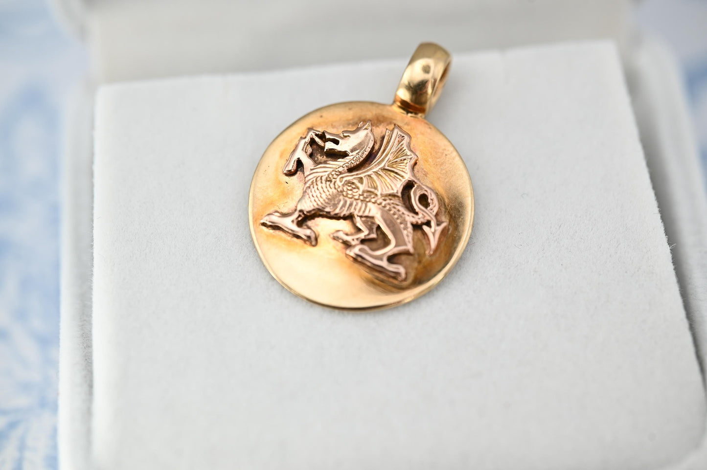 Vintage 9ct Heavy Wales Pendant, Welsh Dragon Medallion, Solid Gold Wales Cymru Statement Jewelley - Stunning Detail. Solid Yellow Gold 9k
