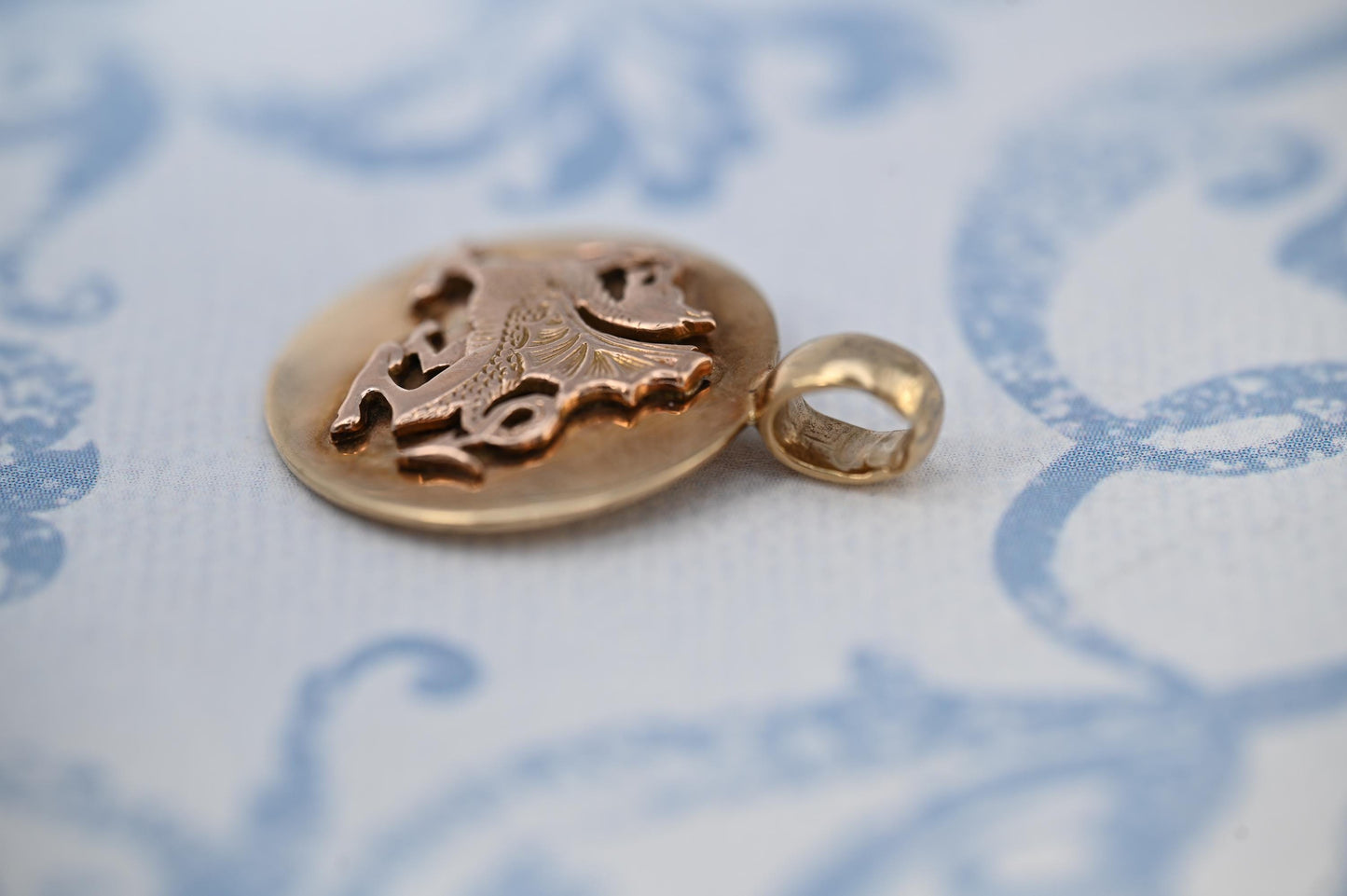 Vintage 9ct Heavy Wales Pendant, Welsh Dragon Medallion, Solid Gold Wales Cymru Statement Jewelley - Stunning Detail. Solid Yellow Gold 9k