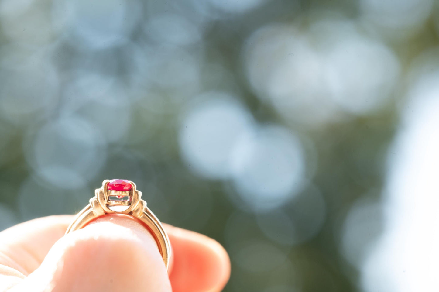 Stunning Vintage 9ct Gold Ruby Solitaire, Unusual Ring , Fully Hallmarked British Vintage. July Birthstone/ Size L / US: 6