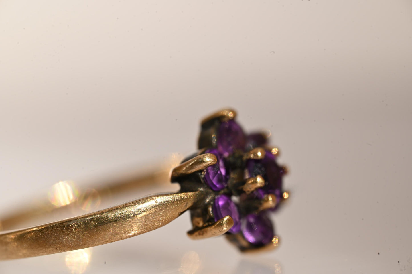 Vintage 9ct Gold Amethyst Forget-Me-Not Romantic Ring. Pretty Floral Jewellery Purple - February Birthstone, Ring Size UK I / US: 4.5
