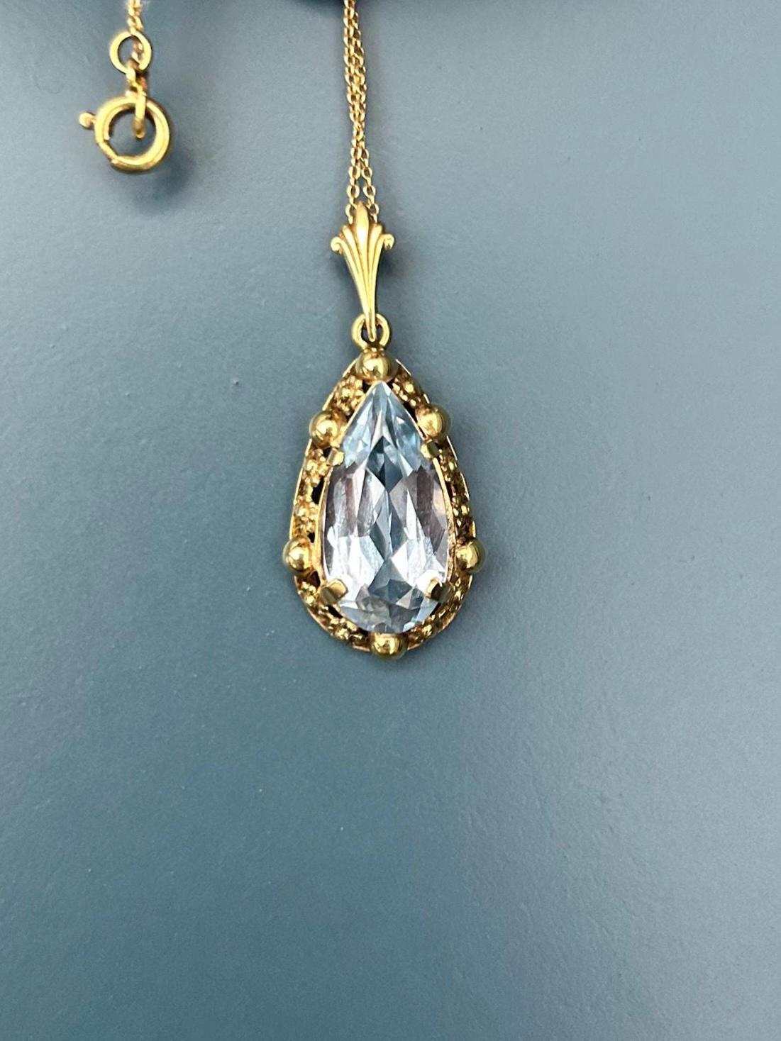 Vintage Mid-Century 14ct Gold Large Aquamarine Pendant with Chain