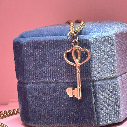 Antique (1927) 9ct Gold Double Heart Key Charm Pendant - Collectors Charms 9k Gold