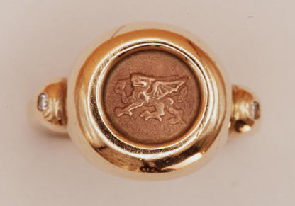 Welsh dragon-iconic motif-Wales-Clogau-vintage-9ct signet ring.