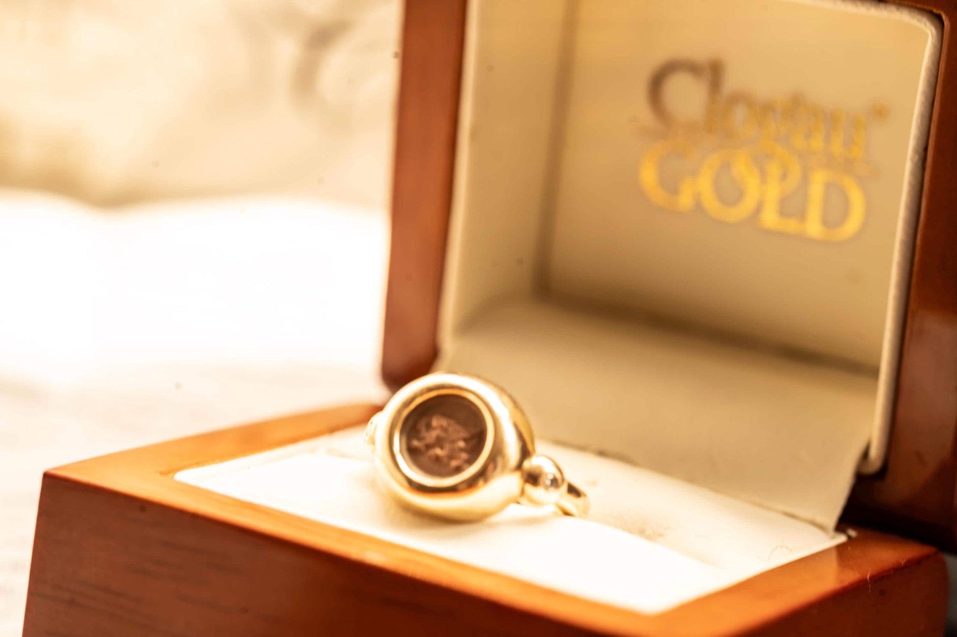 original-Oak- wood- Clogau presentation box.