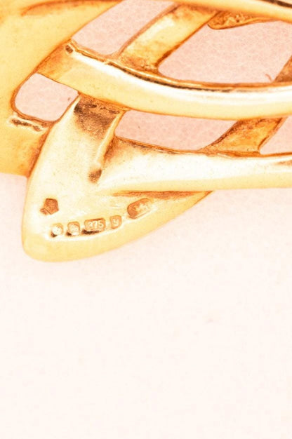 hallmarked Clogau jewellery - perfect gift for her, birthday, Christmas, Welsh keepsake. pretty necklace shown with white background. 1990s jewellery - vintage gold.