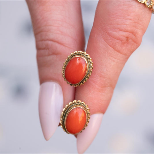 deep coral earrings stud backed in 18ct yellow gold with lovely curve detailing.