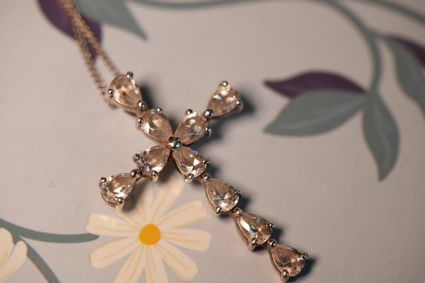 Vintage Jewellery - Sterling Silver Large Cross Pendant Necklace Heart Shaped White Crystals, Italy 1960