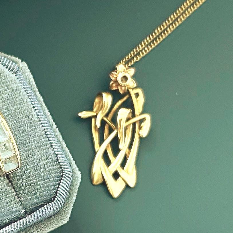 Vintage 1990s Clogau Welsh 9ct yellow and rose gold Daffodil Pendant and 20" Chain