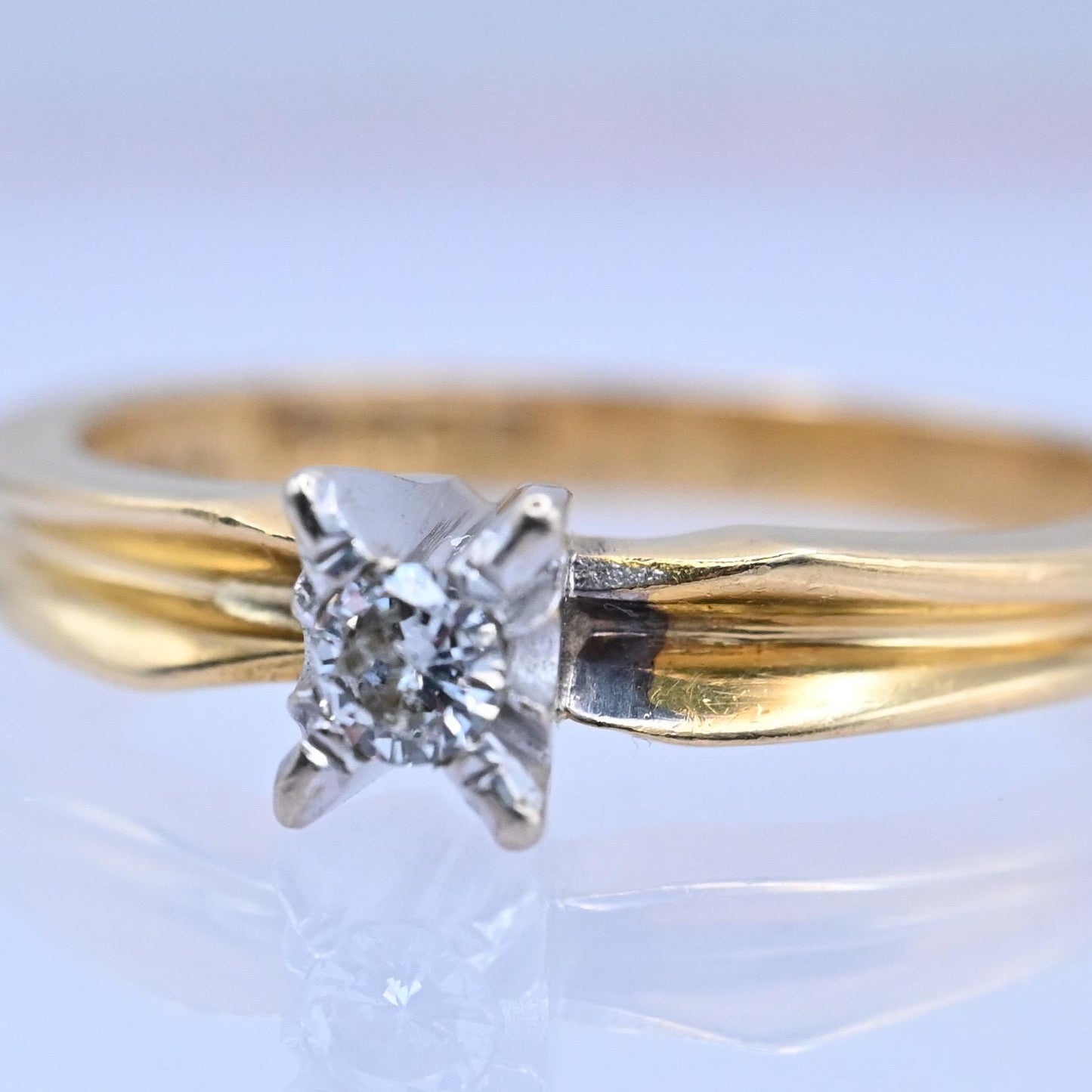 mid century 1960s diamond 18ct gold ring with art deco style brilliant white central diamond finished with white gold in 18ct with yellow gold