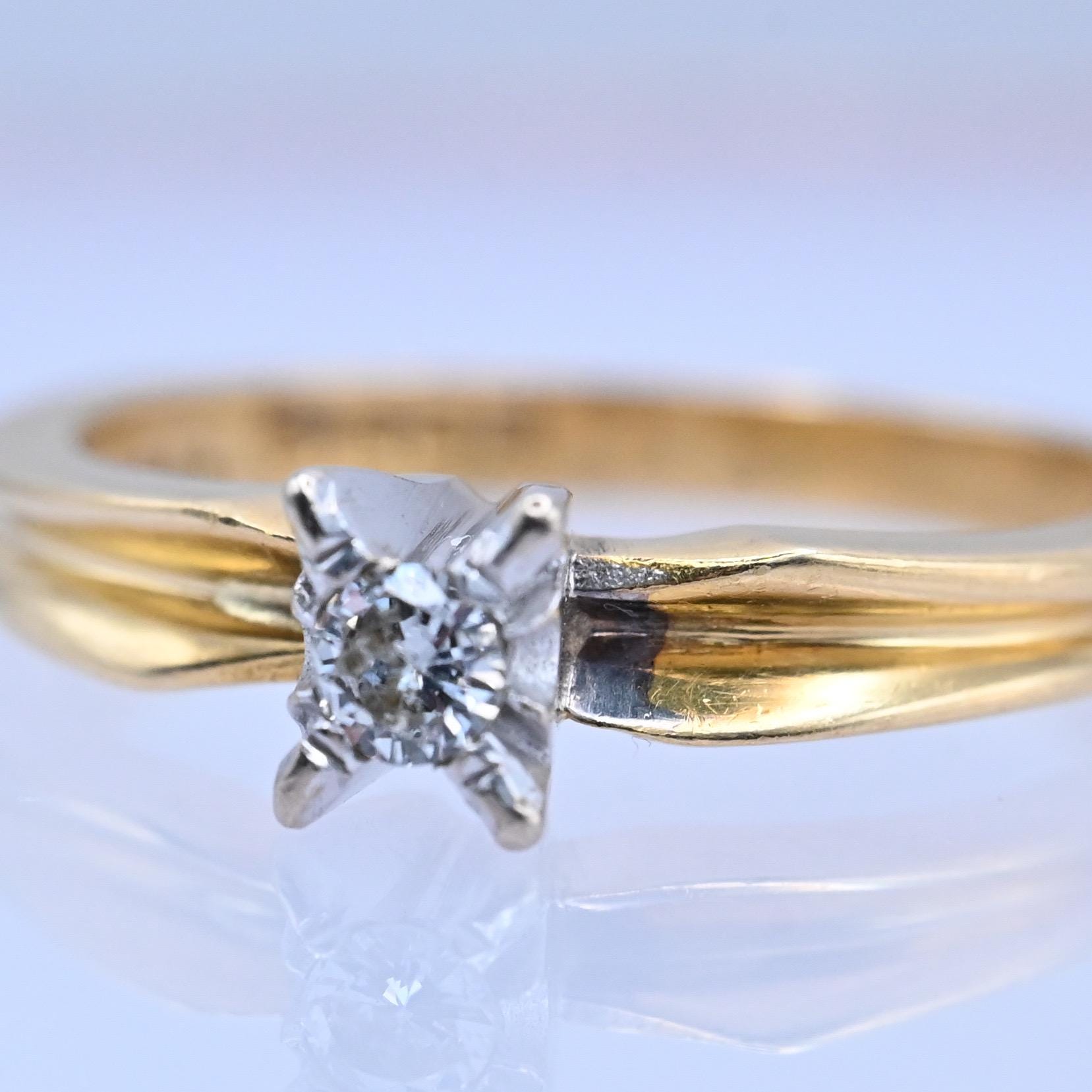 mid century 1960s diamond 18ct gold ring with art deco style brilliant white central diamond finished with white gold in 18ct with yellow gold