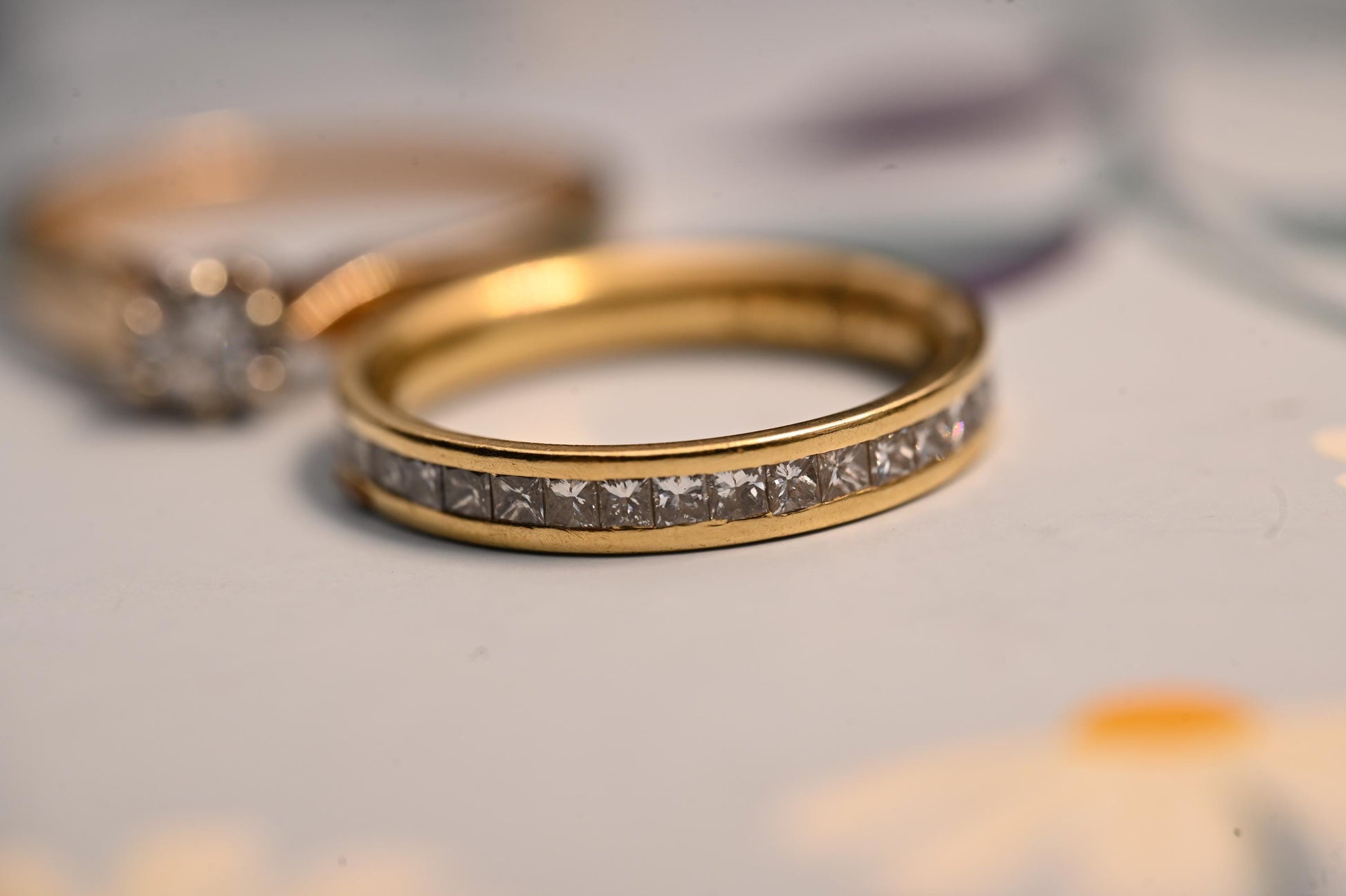 rare find- Renowned Fine Bridal Jewellery by Domino England Full Band Eternity with Princess Cut Brilliant Diamonds with 1.225 ct made with lush 18ct yellow gold - a perfect sophisticated diamond ring