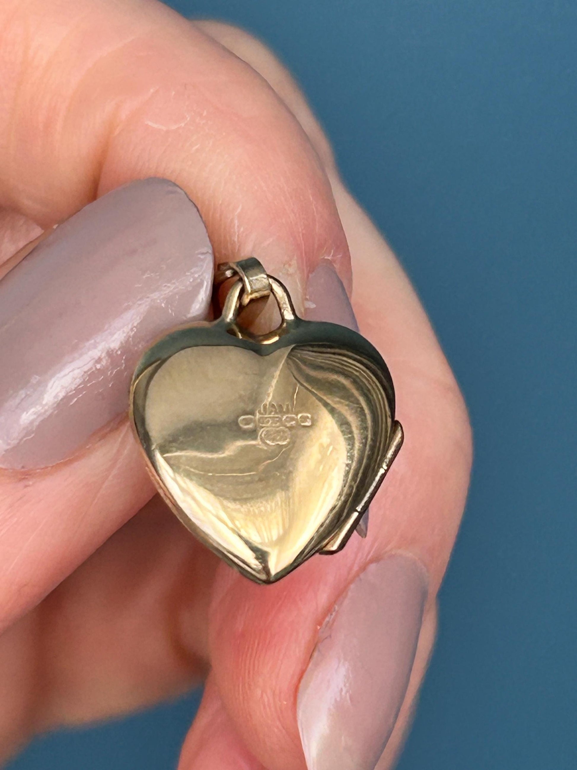 Vintage 9ct Yellow Gold Heart Locket with Diamond, Dainty Gold Photo Pendant, Real Diamond Keepsake Memory Jewelry, Unusual Heart Pendant