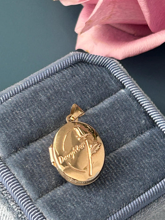 Vintage 80s 'Daughter' Photo Keepsake Locket, Oval 9ct Yellow Gold with Inscription. England Assayed, Photo Sentimental Keepsake Jewelry