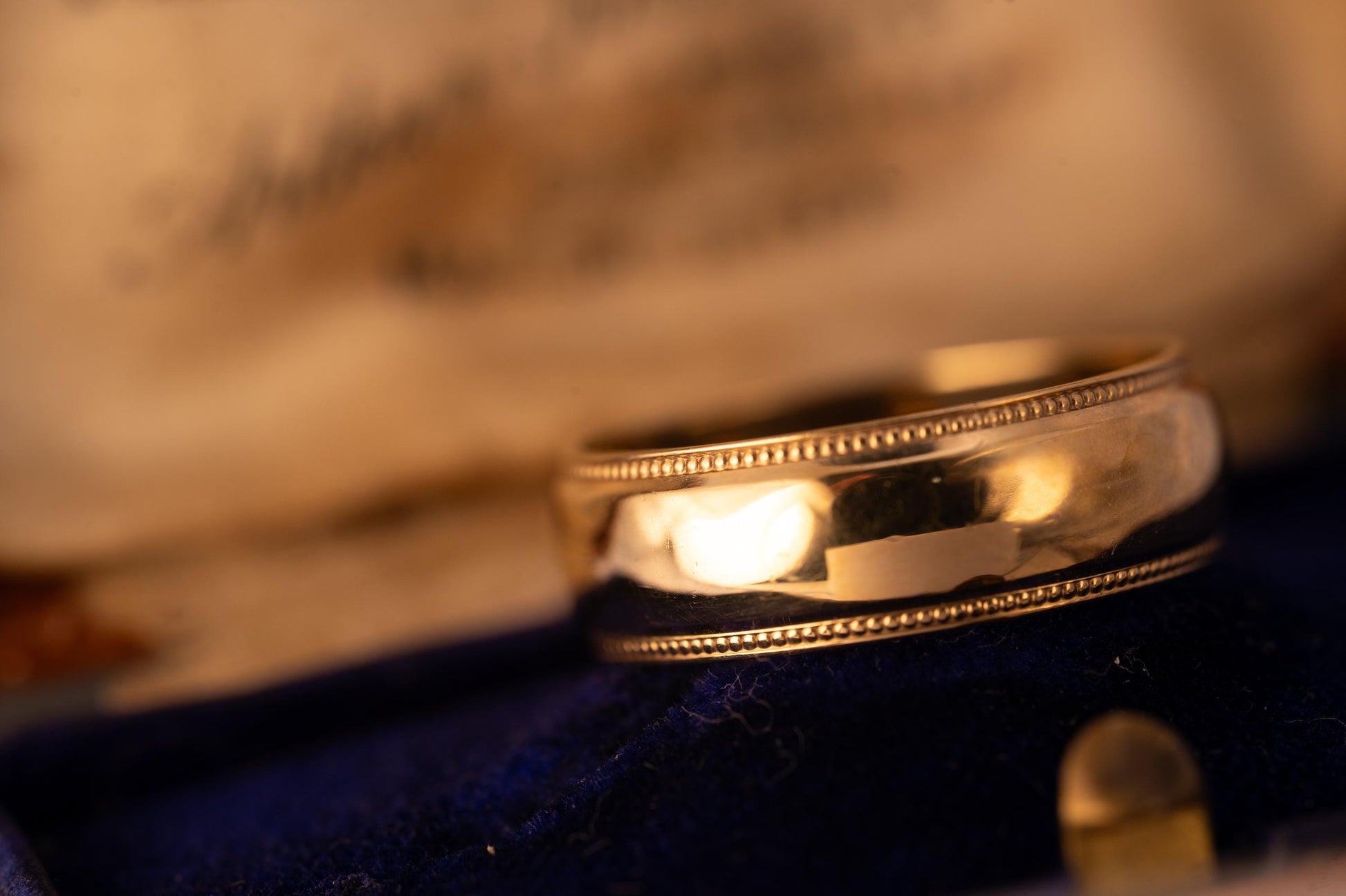 Vintage 9ct Yellow Gold Band Ring, Wedding Jewellery 9ct Gold, Plain Wide Wedding Band, Minimalist Jewellery Unisex 9k, UK R / US 9
