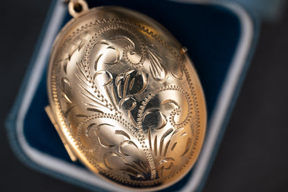 Vintage 9ct Gold Large Oval Locket Pendant, Floral Engraved Locket Pendant, Fully Hallmarked British Vintage with Floral Etched Detail