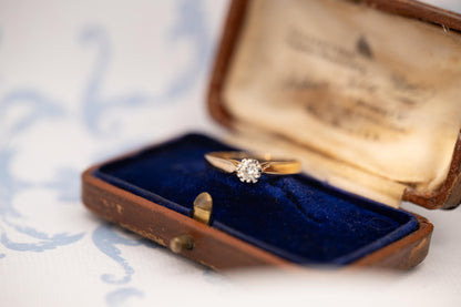 Vintage 9ct Yellow Gold Classic Solitaire Engagement Promise ring with Natural Diamond, 0.15ct Solitaire, England Assayed UK M US 6.5