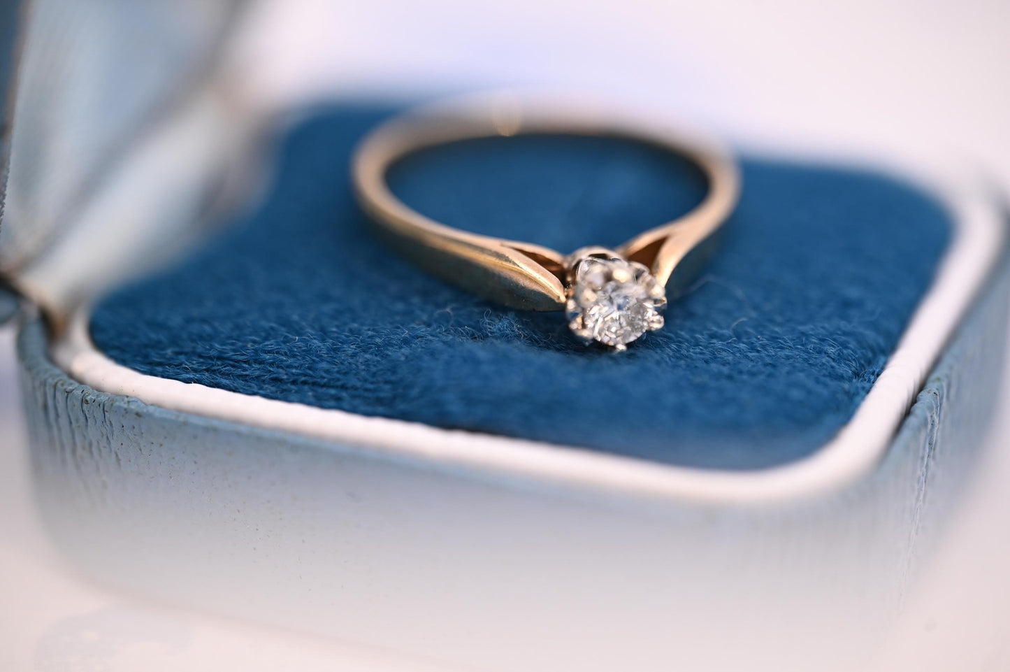 Vintage 9ct Yellow Gold Classic Solitaire Engagement Promise ring with Natural Diamond, 0.15ct Solitaire, England Assayed UK M US 6.5