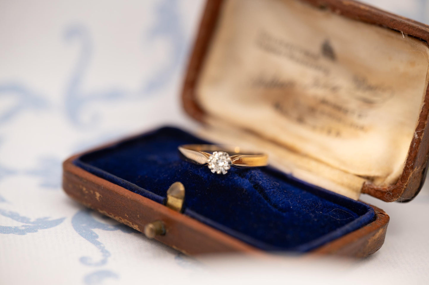 Vintage 9ct Yellow Gold Classic Solitaire Engagement Promise ring with Natural Diamond, 0.15ct Solitaire, England Assayed UK M US 6.5