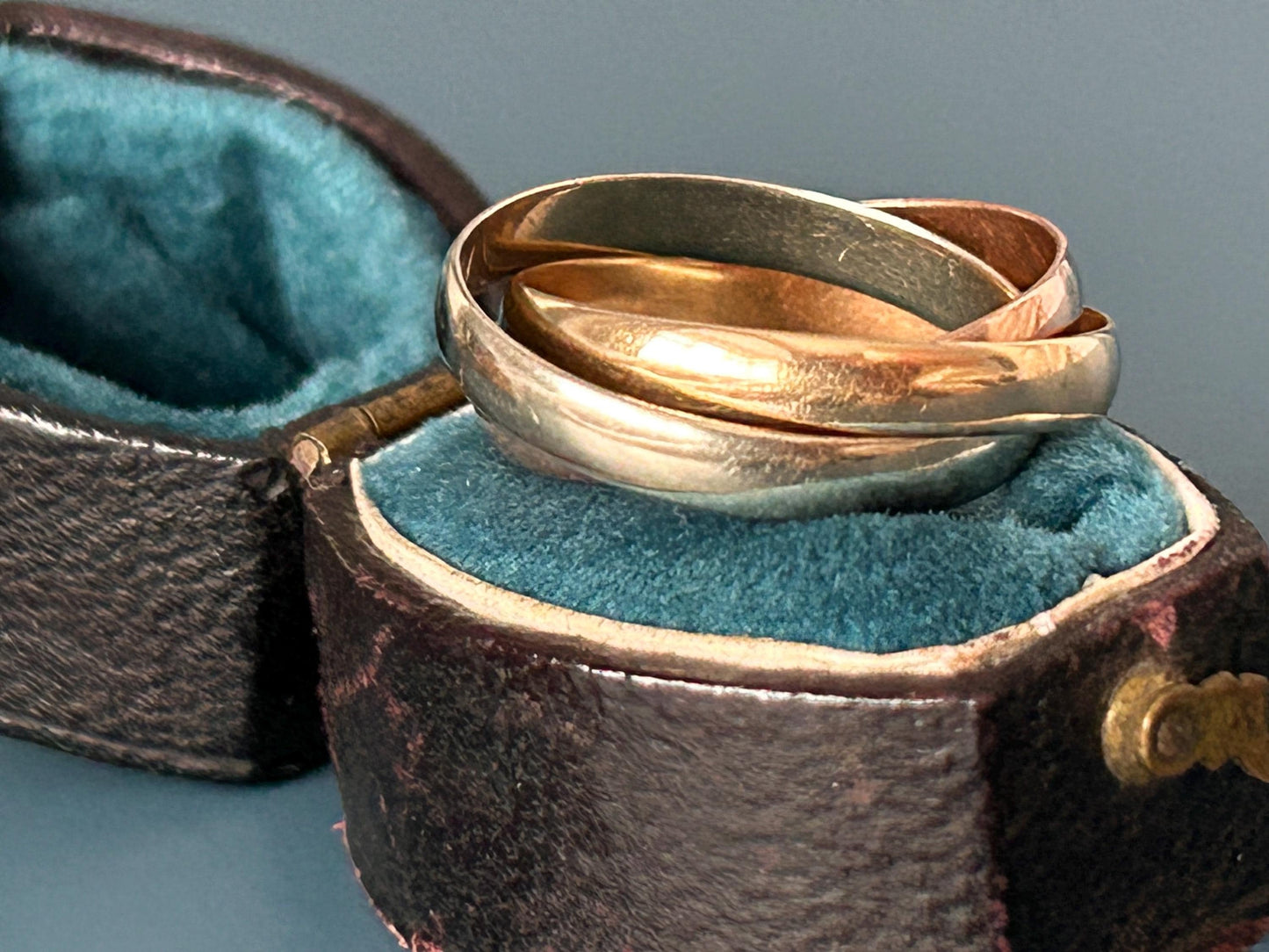 Vintage Russian Tri-Gold Wedding band 9ct Gold, 7mm Band Size UK O / US 7.5 9K England Assayed Jewelry