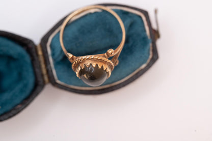 Vintage 9ct Rock Crystal / Rope Border with ornate shoulders. Unusual Ring 9k 1960s Jewellery