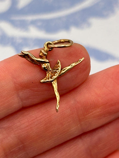 A Delightful Vintage 9ct Yellow Gold Dancing Ballerina Charm / Pendant 9k, Collectors Charm for Bracelet/Pendant 9k