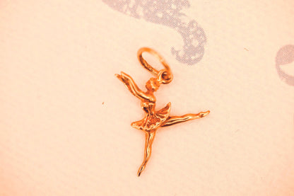 A Delightful Vintage 9ct Yellow Gold Dancing Ballerina Charm / Pendant 9k, Collectors Charm for Bracelet/Pendant 9k