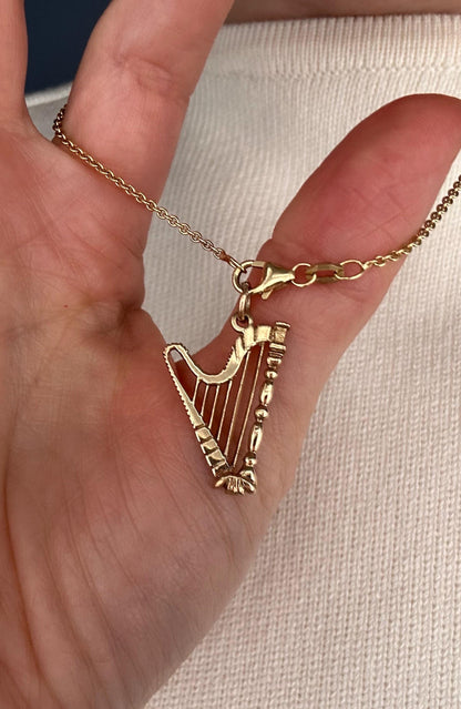 Mid-Century vintage 9ct Gold Harp Musical Instrument Charm/ 9k Dainty Music Pendant/ 9ct Bracelet Charm Collectors Jewelry