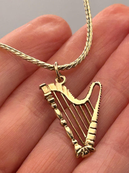 Mid-Century vintage 9ct Gold Harp Musical Instrument Charm/ 9k Dainty Music Pendant/ 9ct Bracelet Charm Collectors Jewelry