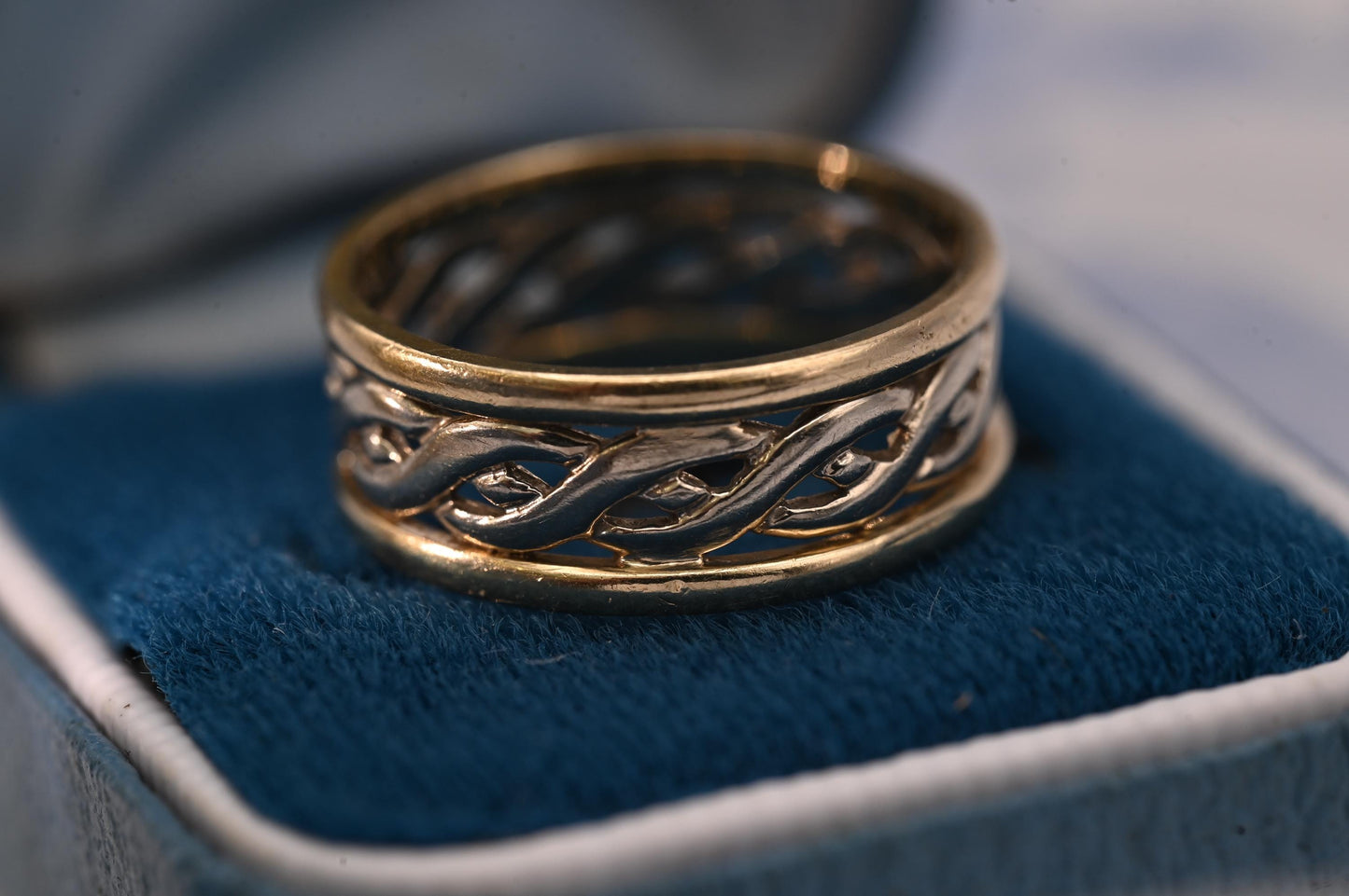 Vintage 9ct Gold Celtic Wedding Band, Unisex Ring, White and Yellow Gold 9k Ring, Unusual Band Stacking Ring Size UK- N / US- 7