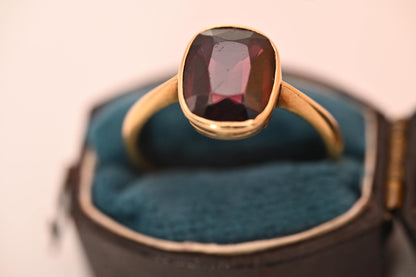 Genuine Antique 1909 Edwardian Rhodalite Garnet Ring - Solid 18ct Yellow Gold Estate Solitaire - Birmingham Assayed, Estate Jewelry 9k. 8.5