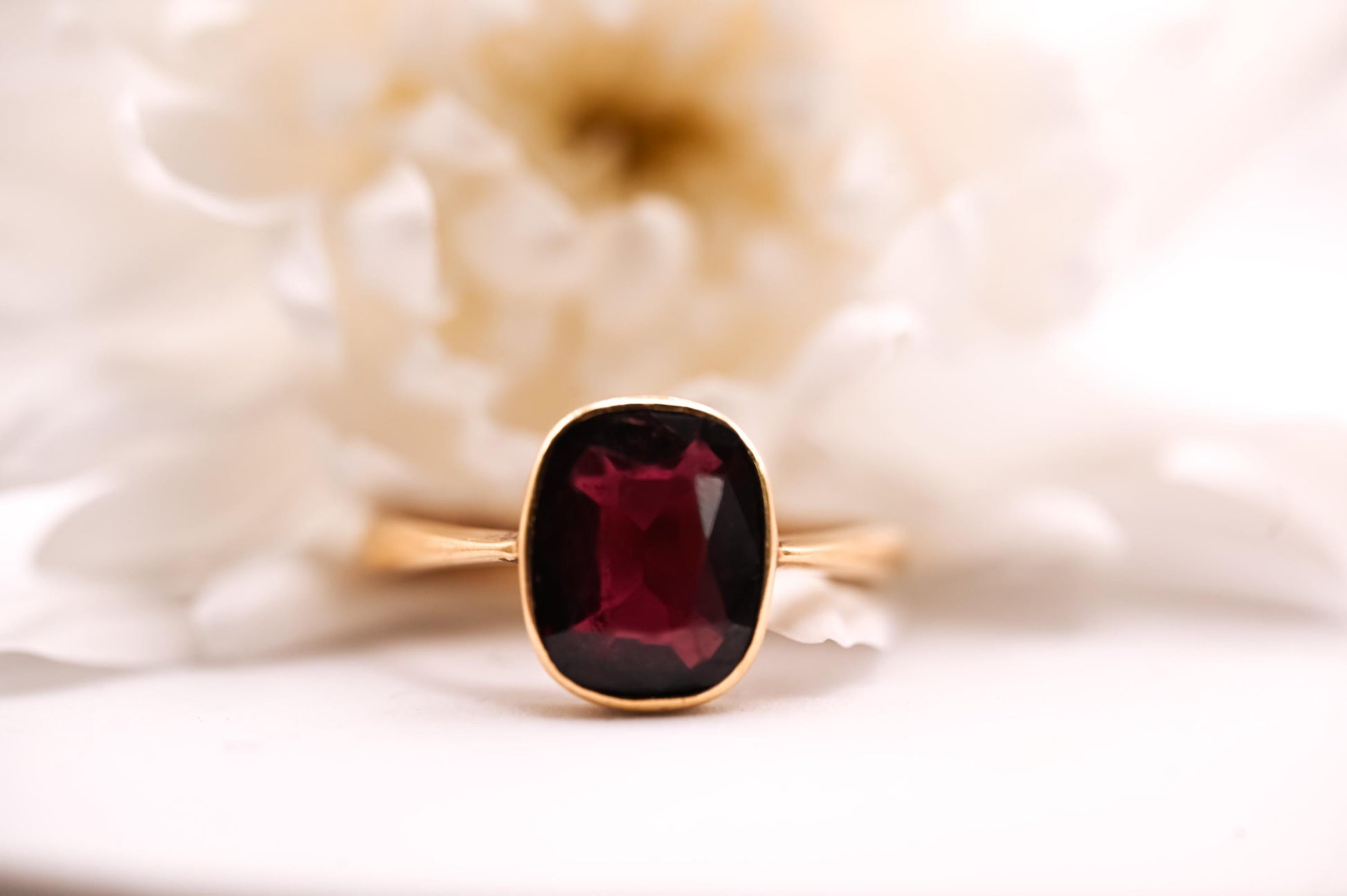 Genuine Antique 1909 Edwardian Rhodalite Garnet Ring - Solid 18ct Yellow Gold Estate Solitaire - Birmingham Assayed, Estate Jewelry 9k. 8.5