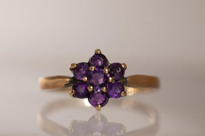 Vintage 9ct Gold Amethyst Forget-Me-Not Romantic Ring. Pretty Floral Jewellery Purple - February Birthstone, Ring Size UK I / US: 4.5