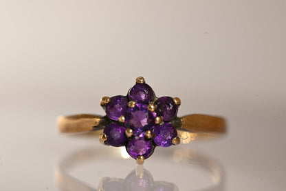 Vintage 9ct Gold Amethyst Forget-Me-Not Romantic Ring. Pretty Floral Jewellery Purple - February Birthstone, Ring Size UK I / US: 4.5