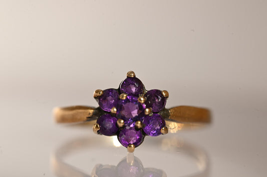 Vintage 9ct Gold Amethyst Forget-Me-Not Romantic Ring. Pretty Floral Jewellery Purple - February Birthstone, Ring Size UK I / US: 4.5