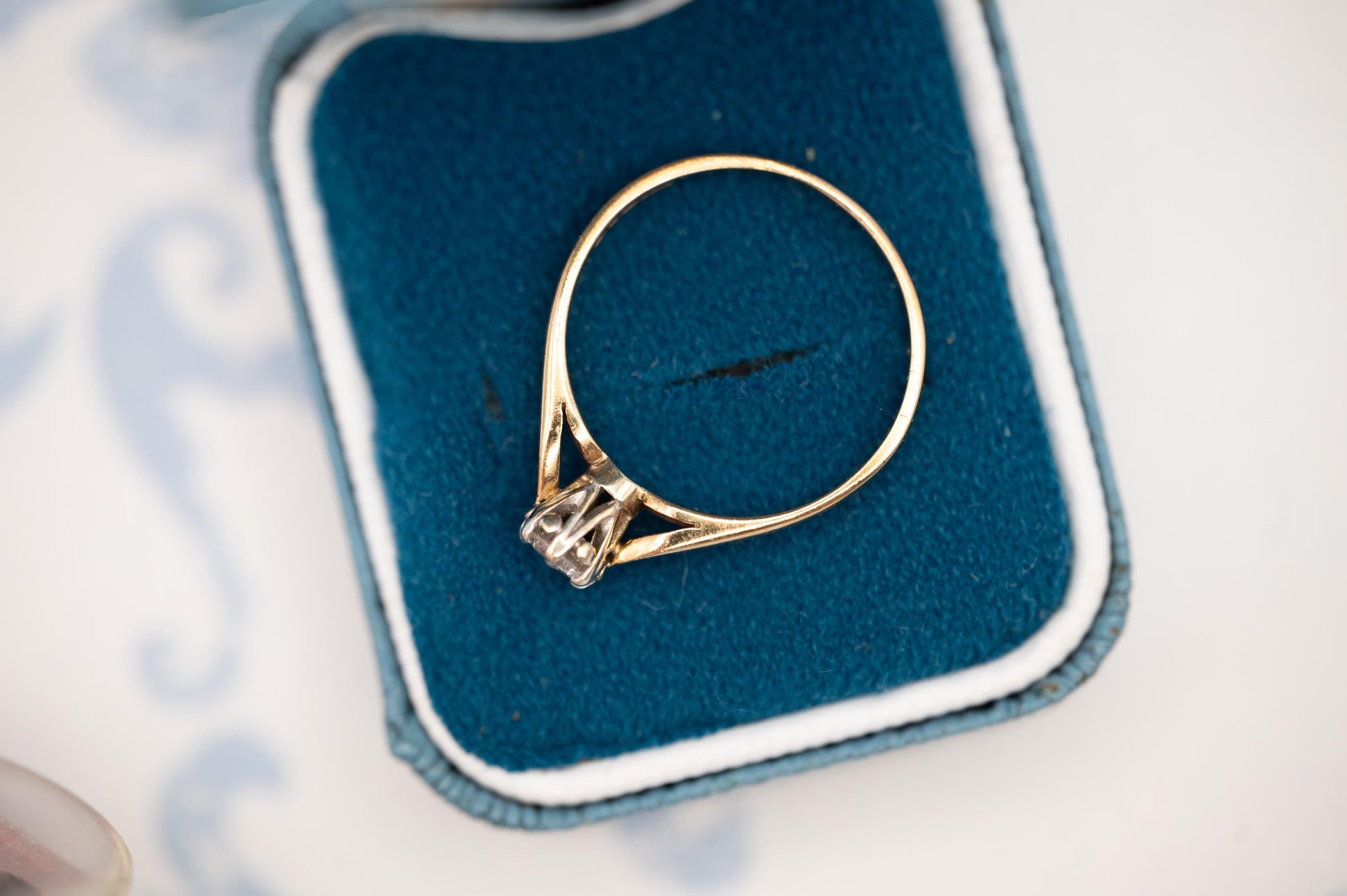 Vintage 9ct Yellow Gold Classic Solitaire Engagement Promise ring with Natural Diamond, 0.15ct Solitaire, England Assayed UK M US 6.5