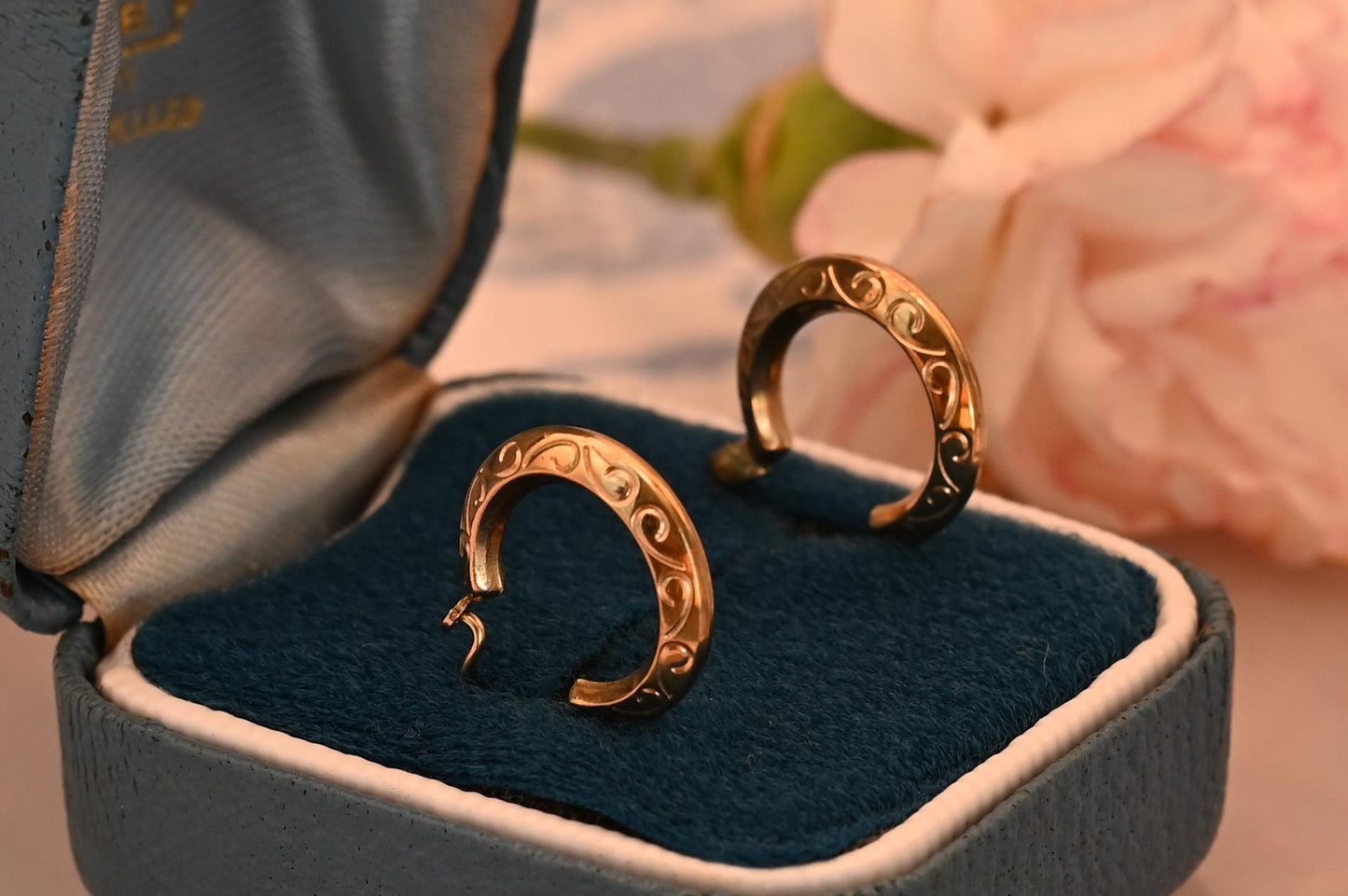 Vintage 9ct Gold Hoop Creole earrings | Simple Gold Hoops Minimalist Jewelry 9k