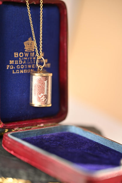 Mid-Century Vintage '10 Shillings' Charm 9ct, Gold Money Charm Pendant: British Hallmarked Gift, Retro 1960s Jewellery 'Emergency' money
