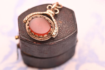 Vintage Mid-Century 1970's Agate 9ct Gold Spinning Fob Pendant/ Charm, Bloodstone and Carnelian Agate Retro Charm in antique style gold 9K